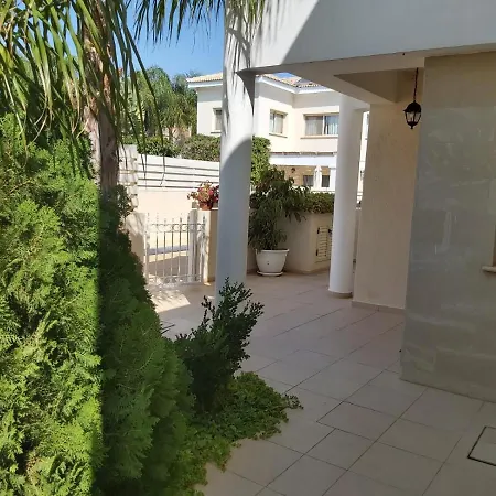 Anthorina 10 * Protaras