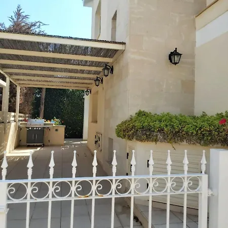 Anthorina 10 * Protaras